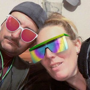 Meet your Posher, Bobby n shellie